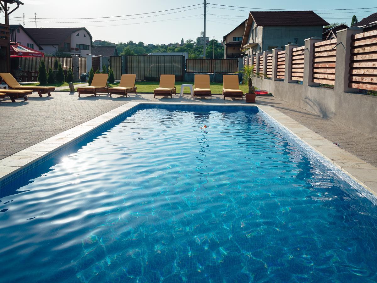 Casa David Turda Hotel Esterno foto